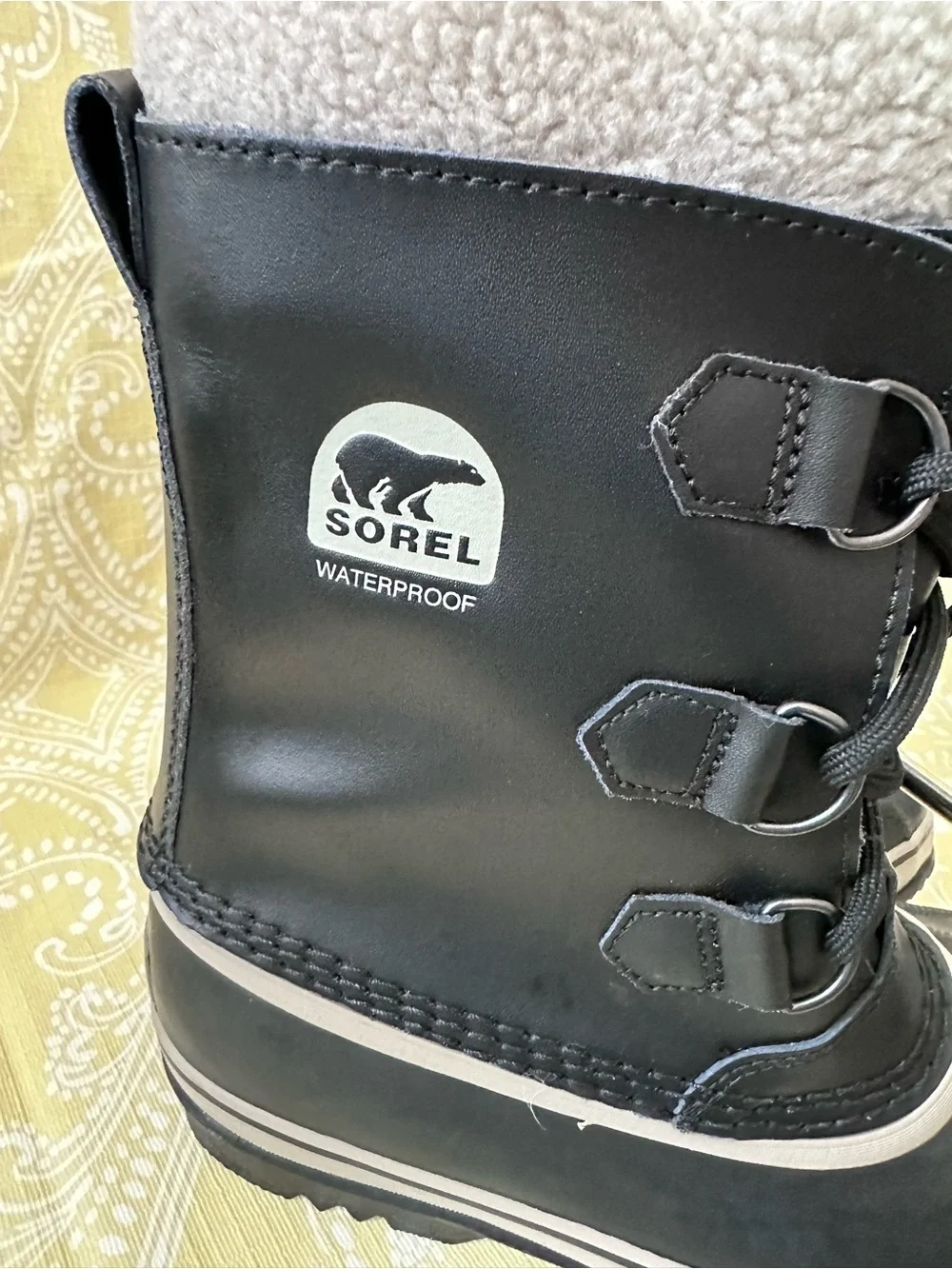 Sorel warm fleece